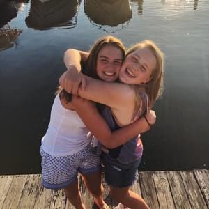 Meet your Posher, Julia